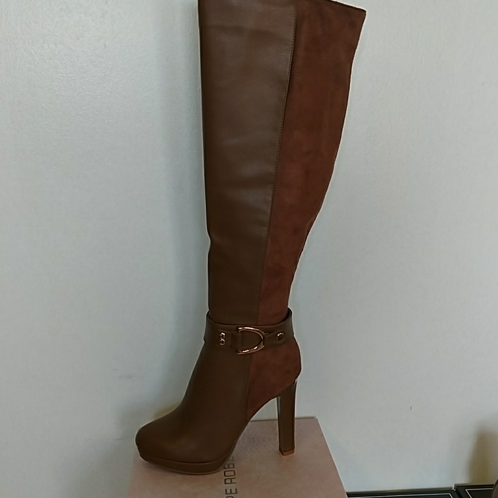 Knee Boot